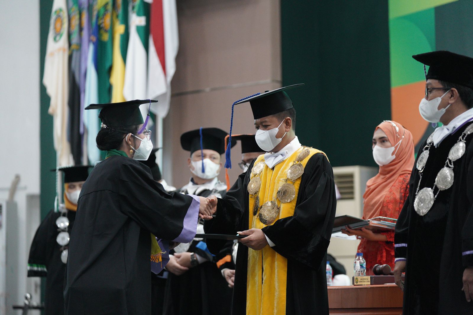 Rektor Wisuda 2.232 Lulusan USU :  Menjadi Terdidik akan Memudahkan Kita