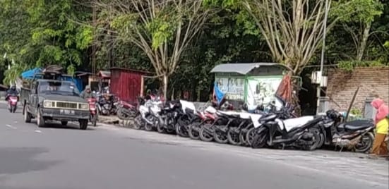Dishub Biarkan Parkir Liar Beroperasi di Asahan