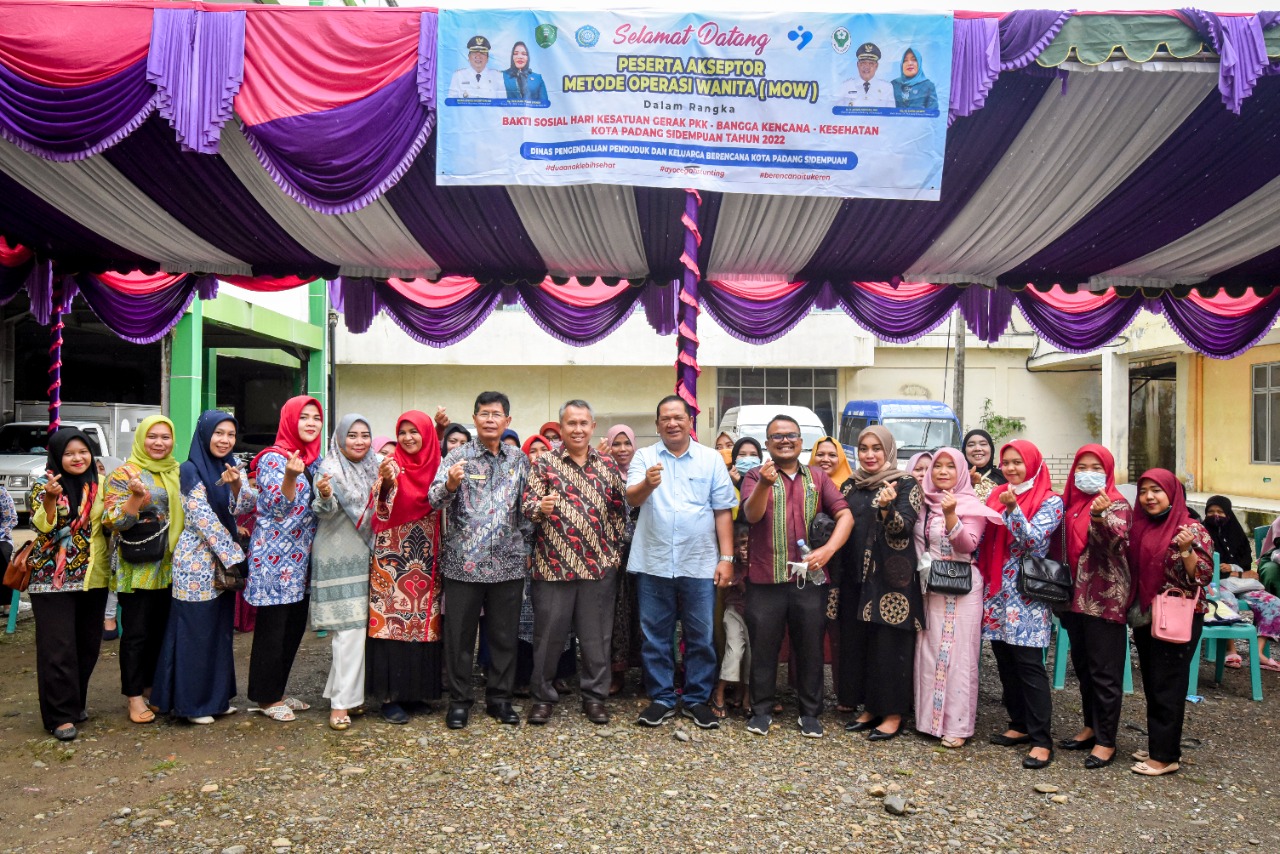 Wali Kota Padang Sidempuan Irsan Efendi Nasution meninjau Pelayanan KB Kontap metode operasi wanita gratis