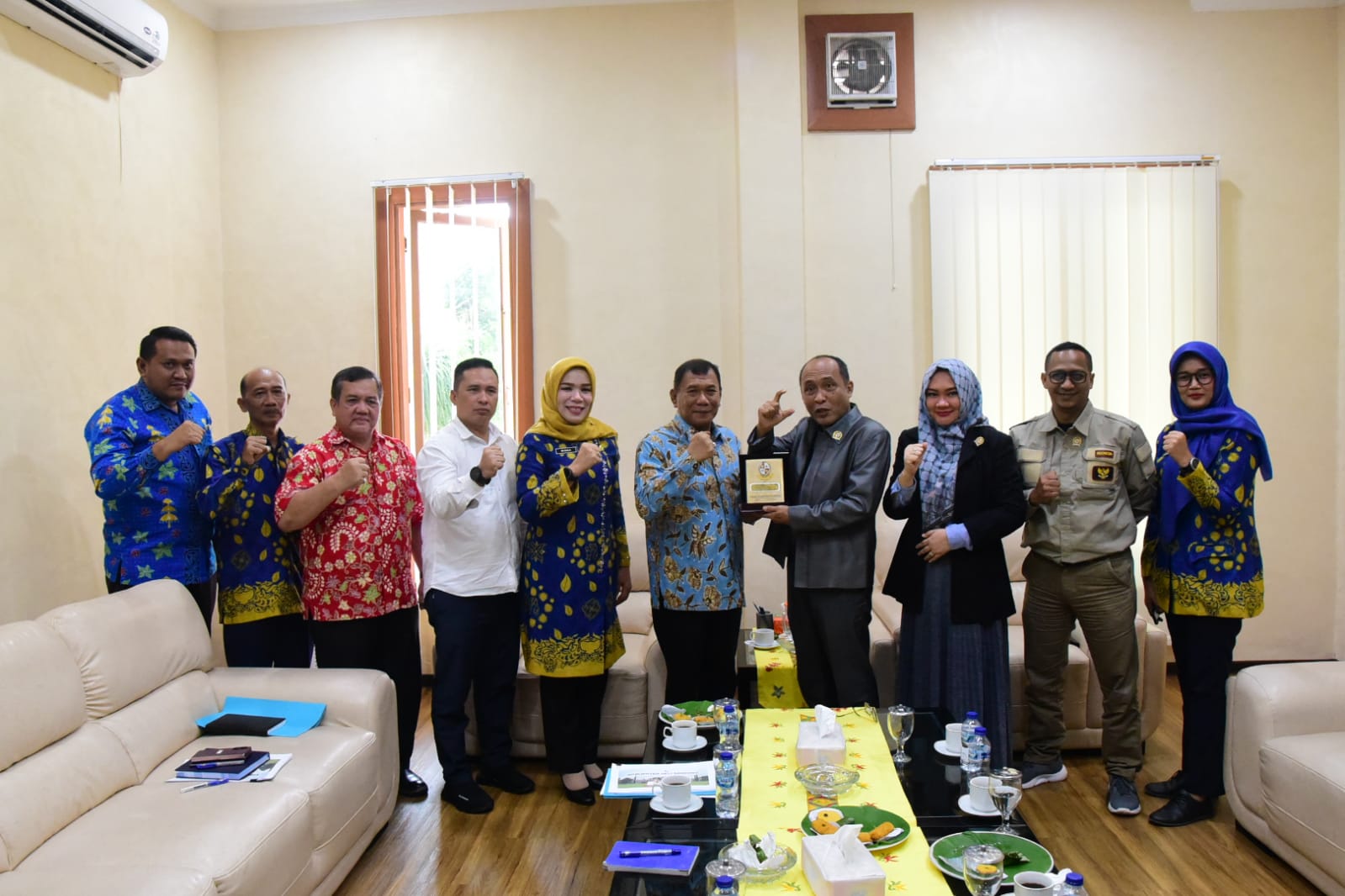 Bupati H Ashari Tambunan Menerima Kunjungan Tim Komisi Insformasi Provinsi Sumatera Utara