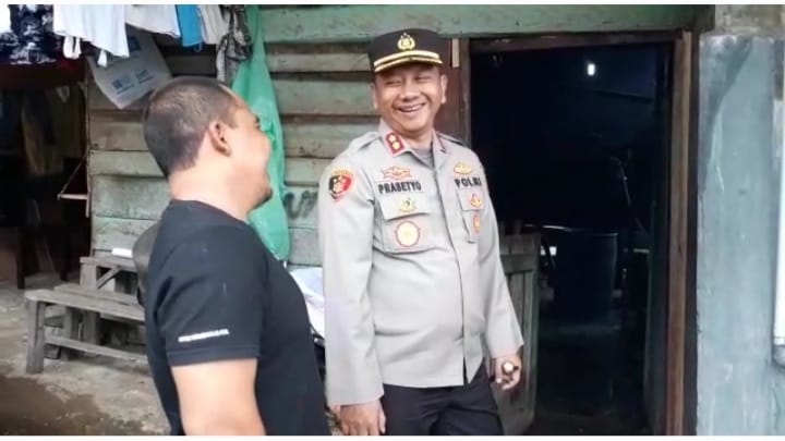 Potret Kedekatan Kapolres Padangsidimpuan Dengan Pengusaha Tahu/Tempe Hariaman