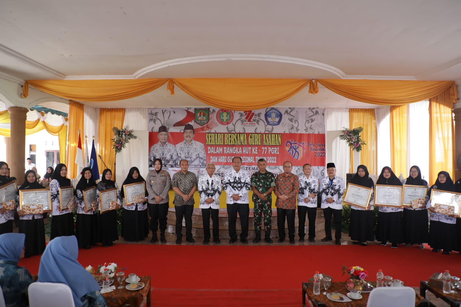 Bupati dan Wabup Asahan Ikuti Rangkaian Kegiatan Sehari Bersama Guru Dalam Rangka HUT Ke-77 PGRI dan Hari Guru Nasional Tahun 2022