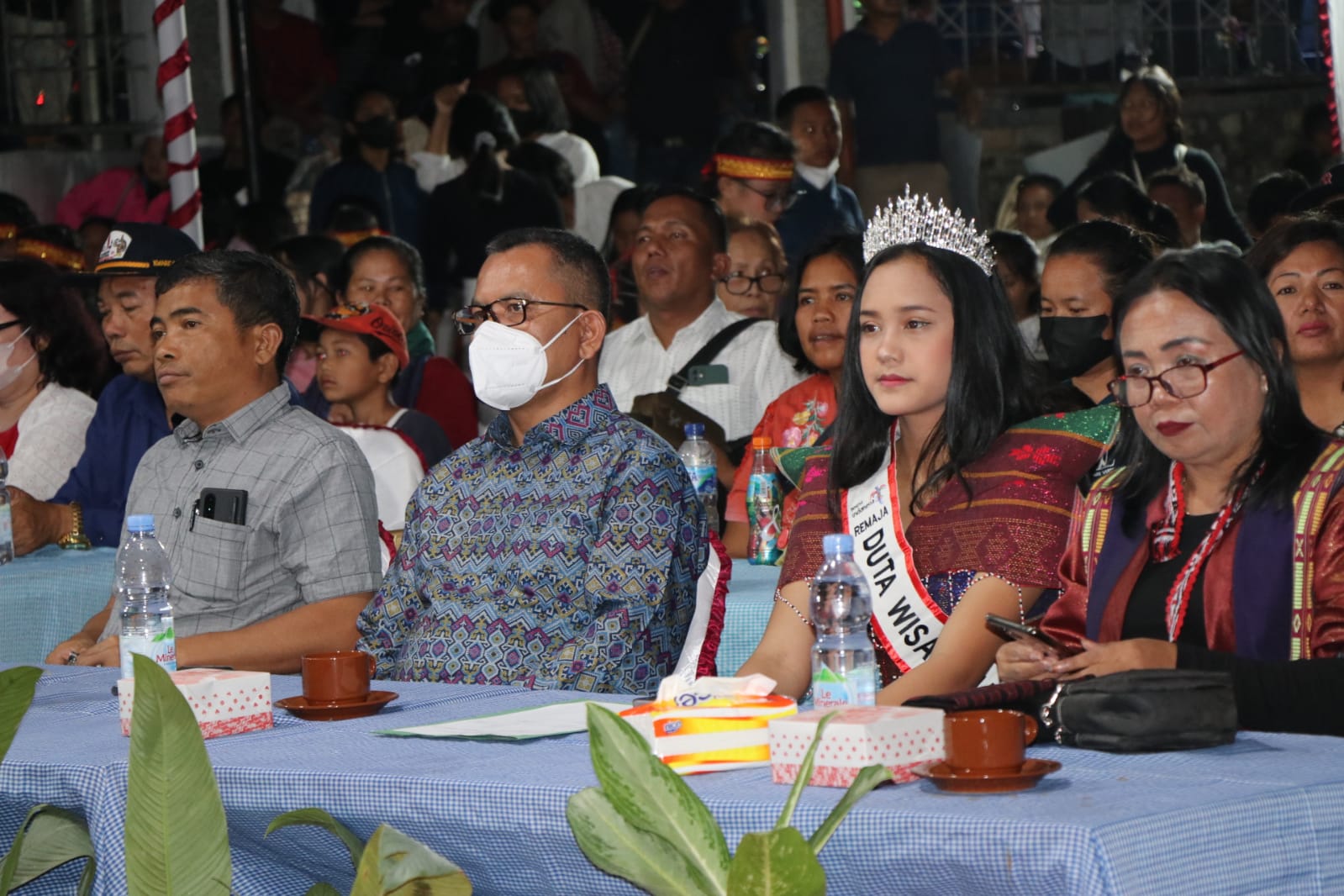 Bupati dan Wabup Toba Terkesan Ketika Lagu  Batak Naraja Versi Rock Berkumandang Pada Festival Batak Naraja Di Balige