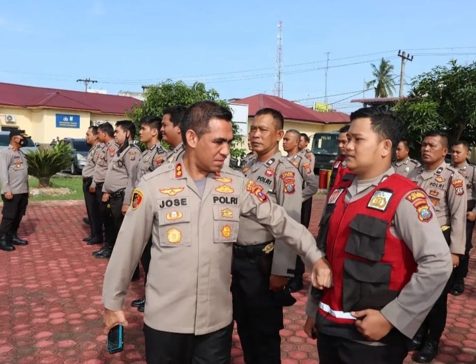Pimpin Apel Pagi, Kapolres Batu Bara : Layani Masyarakat Dengan Baik dan Senyum
