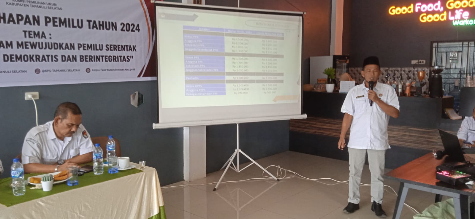 KPUD Tapsel Bersama Insan Pers Sosialisasi Wujudkan Pemilu Yang Berkualitas