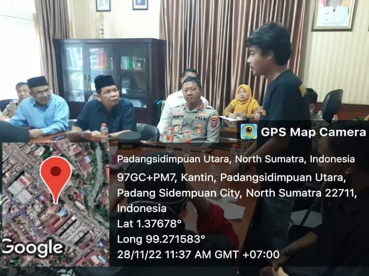 Bersama Anggota DPRD, Kapolres Padangsidimpuan Hadir Dengarkan Keluhan PKL di Kantor Walikota Padangsidimpuan