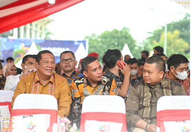 Gubernur Sumatera UtaraÂ  Edy Rahmayadi Menandatangani Komitmen Anti Korupsi bersama Enam Kdh