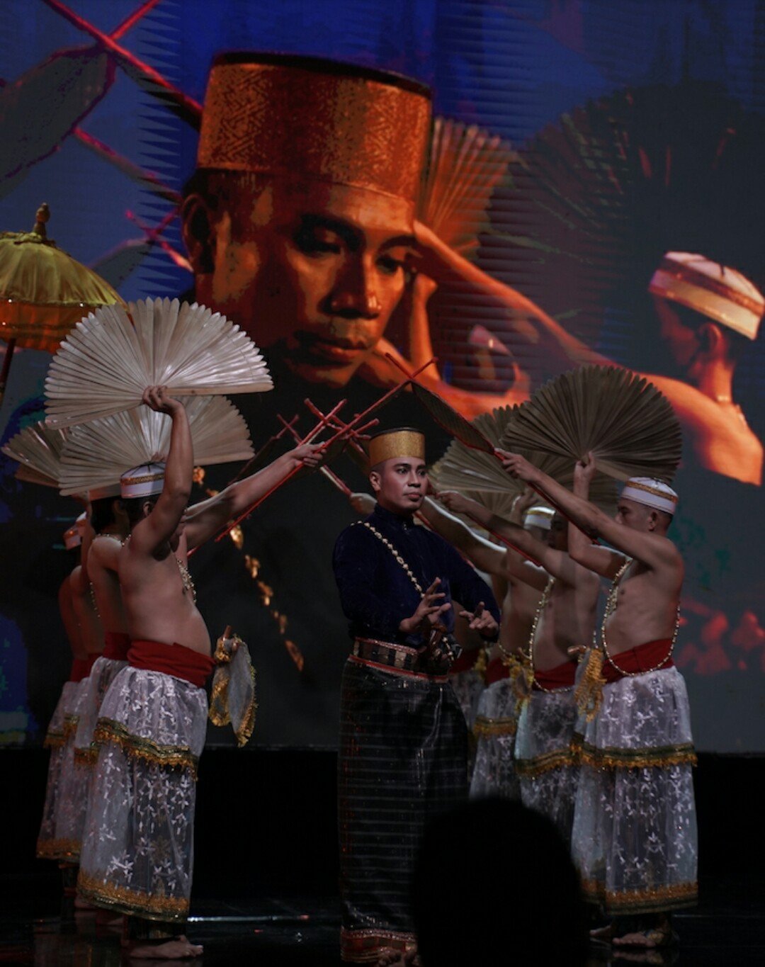 Sosok Asal Makassar,  Karaeng Pattinggalong dan Ibu Kehidupan,  Dewi Sri Hadir Dalam Komunitas Bisnis Global B20 di Bali