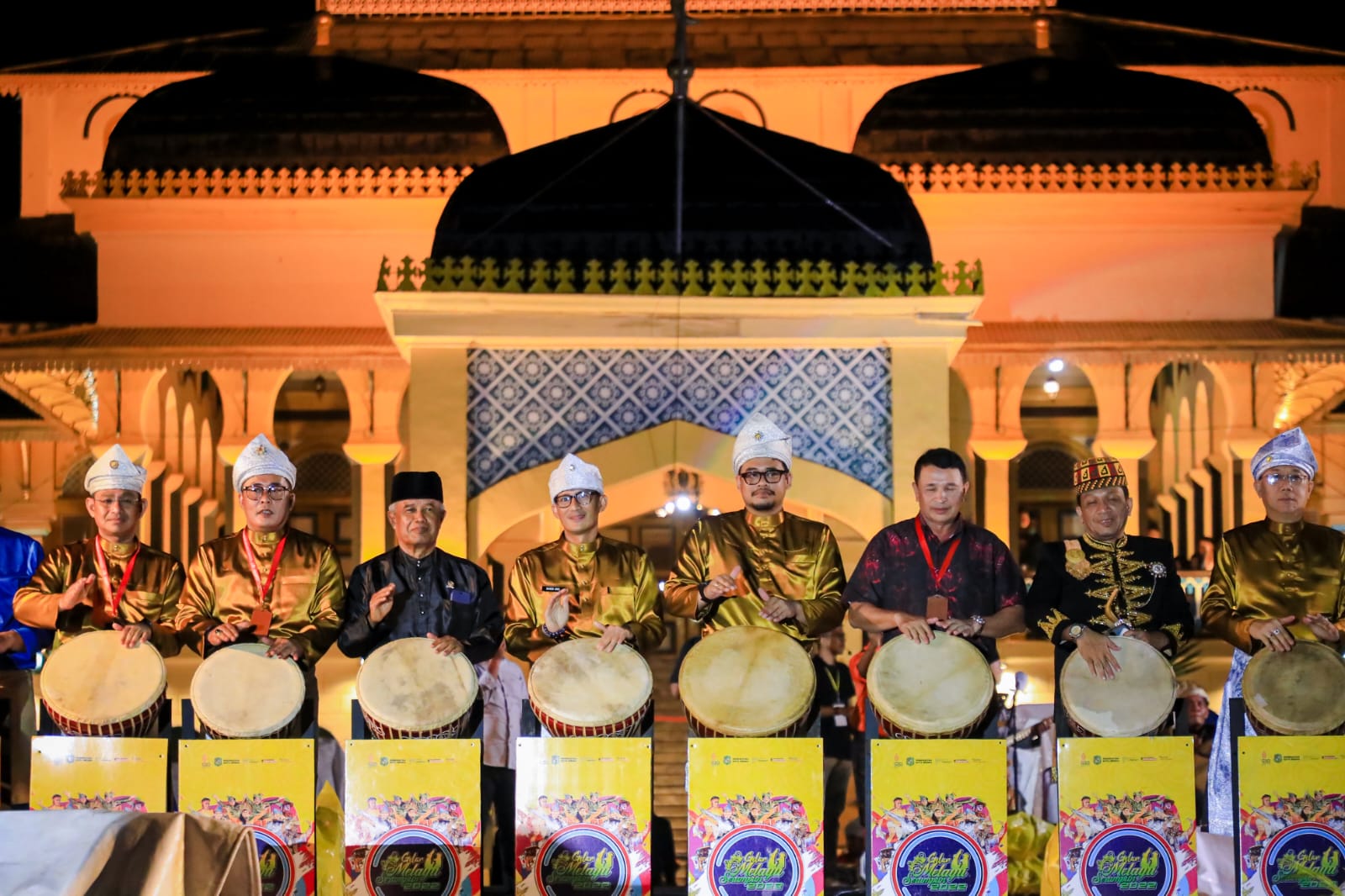 Dibuka Menparekraf, GEMES 2022 Pecahkan Rekor MURI Tarian Zapin Melayu Lima Negara Serumpun dan Masuk Kalender Event Nusantara