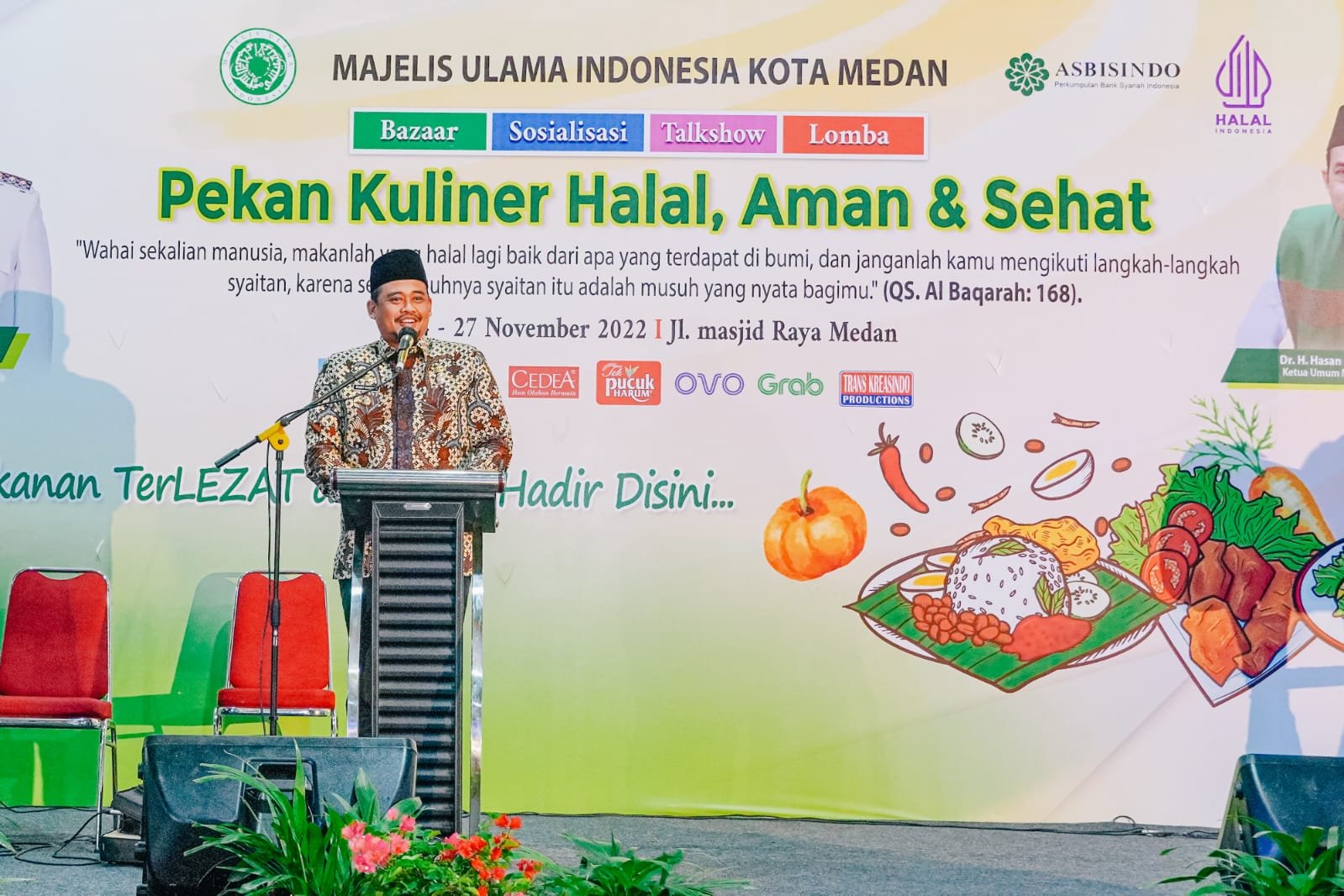Buka Pekan KHAS, Bobby Nasution: Medan Kota Pertama Gratiskan Pengurusan Sertifikat Halal UMKM