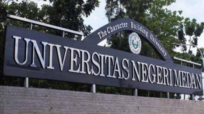 PEMBANGUNAN SUMBER DAYA MANUSIA DAN PENGENTASAN  KEMISKINAN DI WILAYAH PERBATASAN