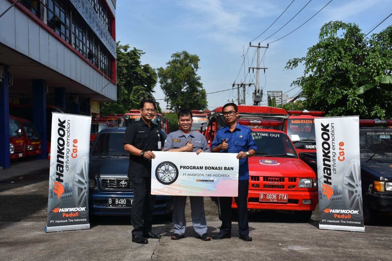 Hankook Tire Kembali Donasikan Ban untuk Mendukung Instansi Pelayanan Publik di Cikarang