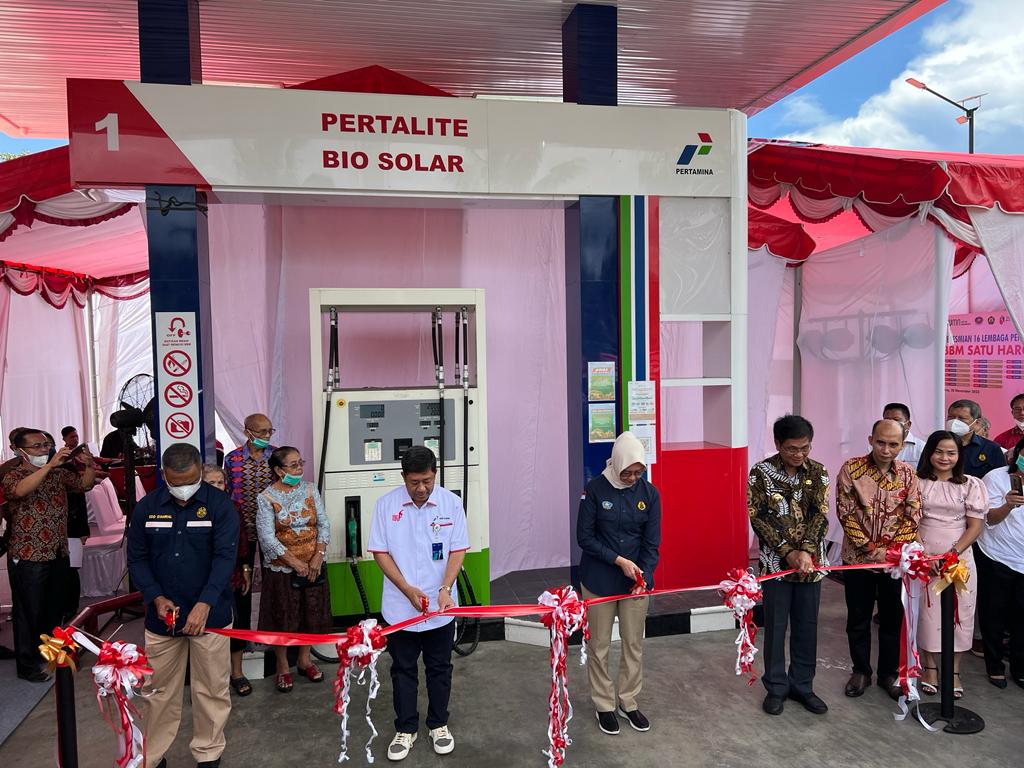 Pertamina dan BPH Migas Resmikan Lembaga Penyalur BBM Satu Harga di Nias