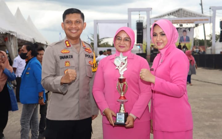 Bhayangkari Cabang Tapsel Sukses Raih Juara Pertama Lomba Stand Pameran di Marpesta