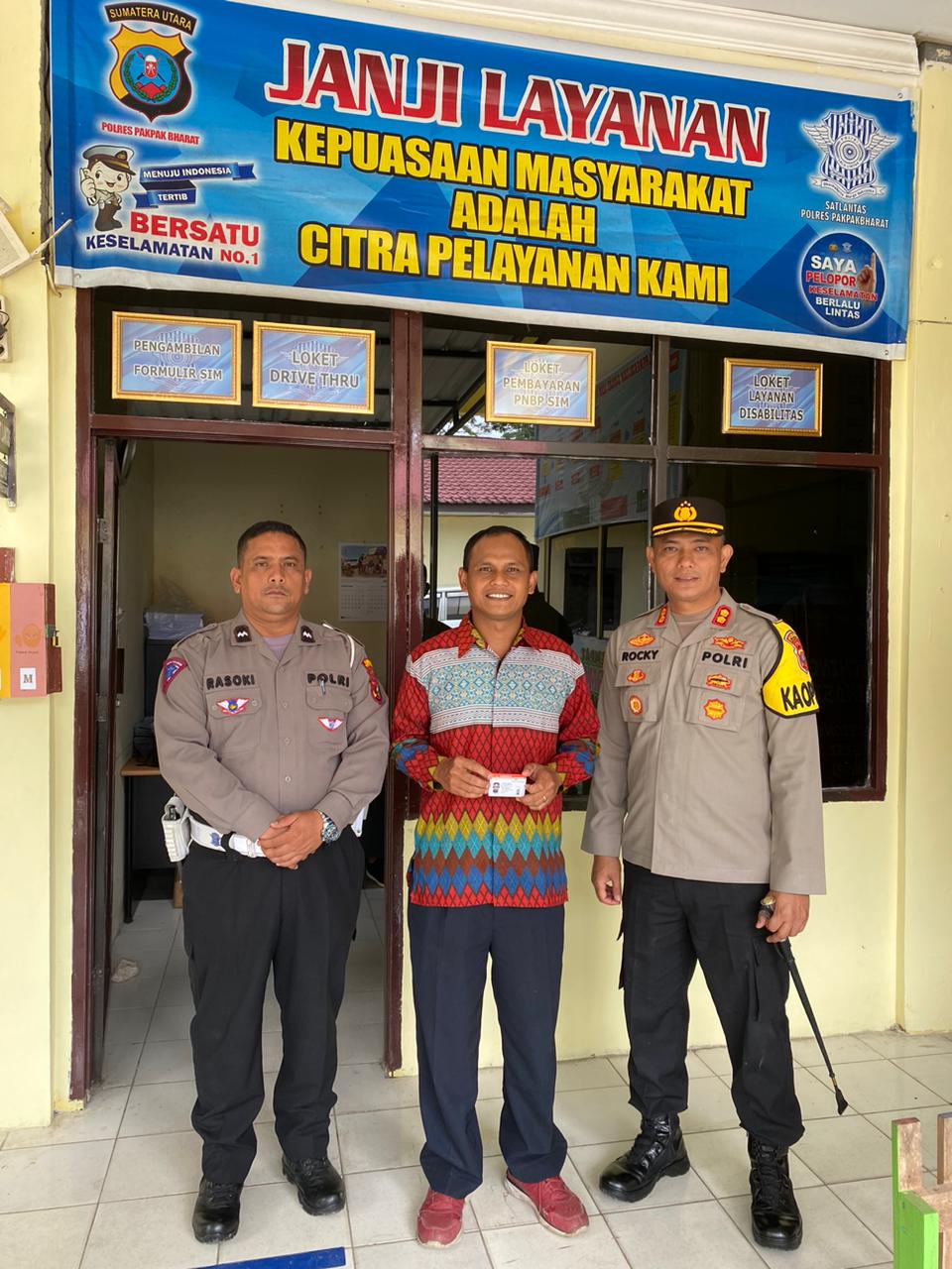 Kapolres Pakpak Bharat Melakukan Sidak dan Mendapatkan Apresiasi Oleh Masyarakat Dalam Pelayanan SIM