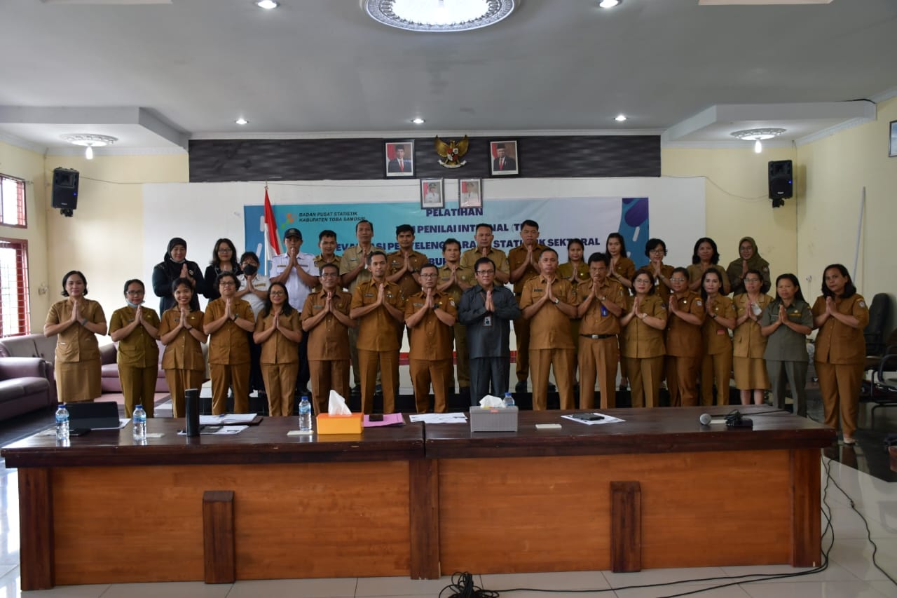 Pemkab Toba dan BPS Kabupaten Toba Kolaborasi Melaksanakan Evaluasi Penyelenggaraan Statistik Sektoral