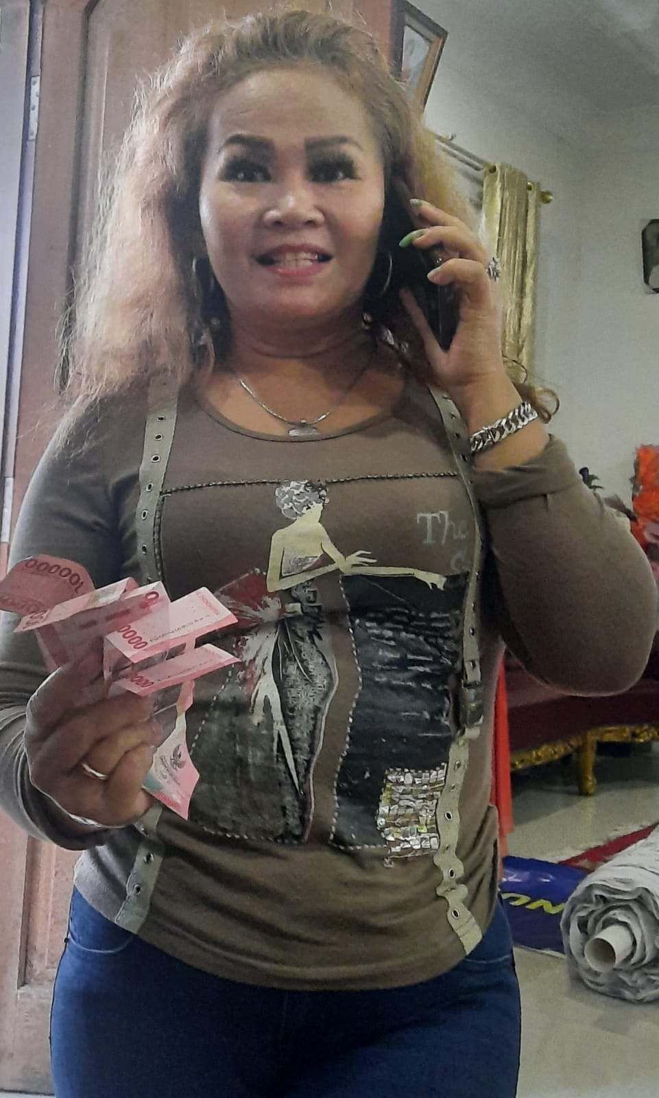 PPPT Kabupaten Toba Bentangkan 1000 Meter Kain Kanvas Berisi Nama Dan Tanda Tangan Menghimbau Penetapan Provinsi Tapanuli