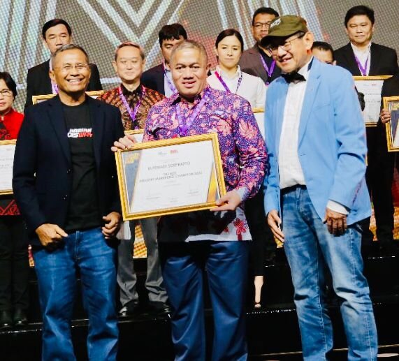 JNE Raih Penghargaan 