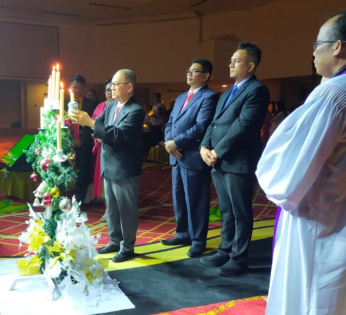 Perayaan Natal Keluarga Besar PT PLN UIK Sumbagut Meriah