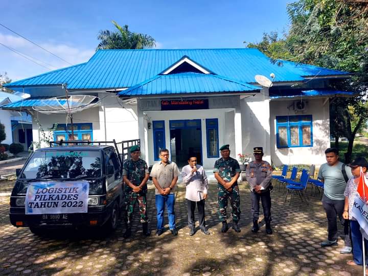 POLRES MANDAILING NATAL KAWAL PENDISTRIBUSIAN LOGISTIK PILKADES  MADINA TAHUN 2022