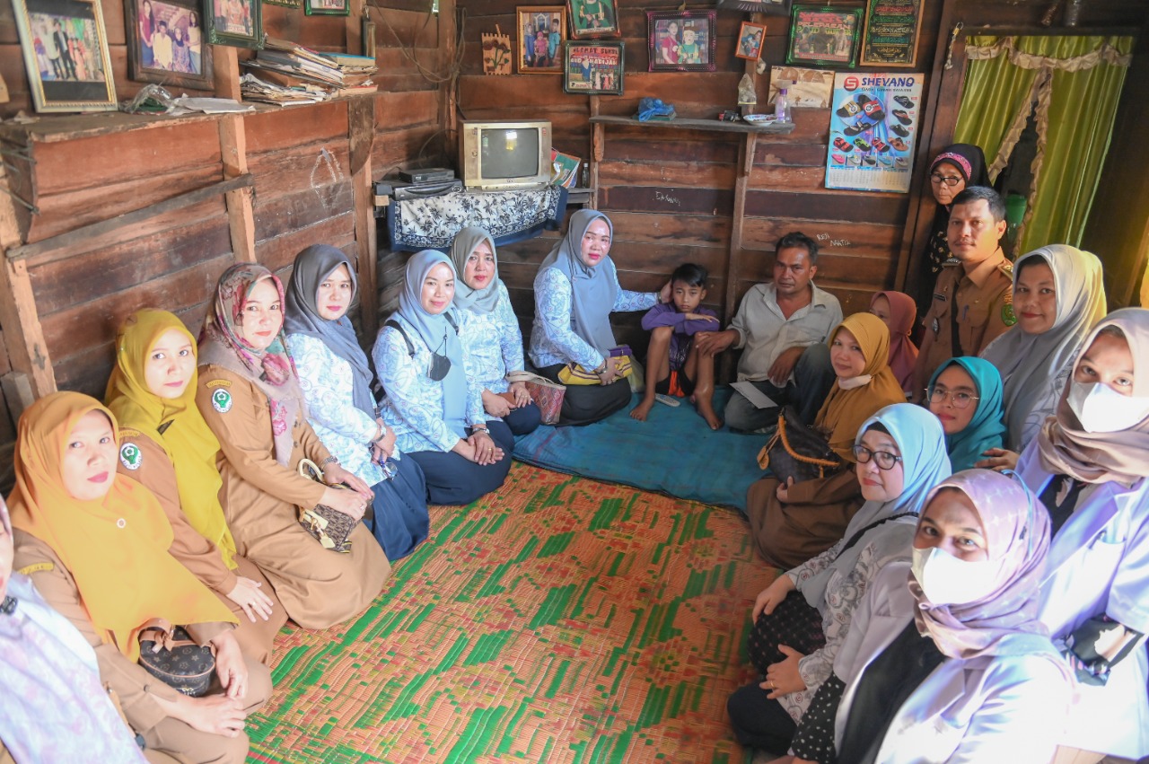 YKI Cabang PSP Kunjungi Fahrezi Penderita Kanker