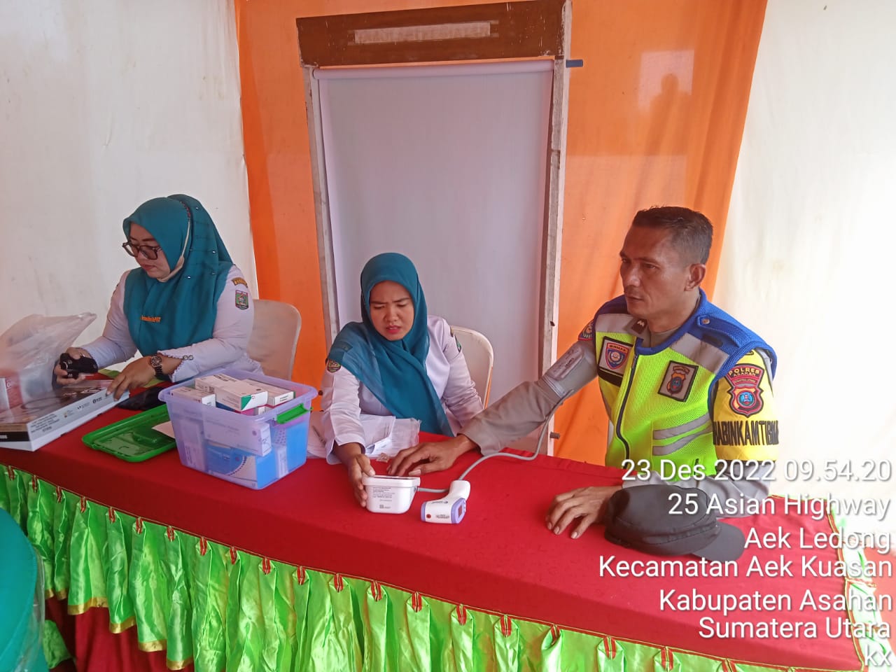 Upaya Kamseltibcar Jelang Nataru, Pos Yan 3 Aek Ledong  Berikan Rasa Aman Kepada Pemudik