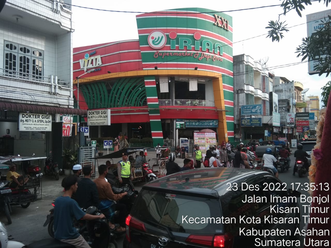 Pastikan Situasi Kondusif, Personil Pos PAM I Polres Asahan Giat Patroli Ke Pusat Perbelanjaan