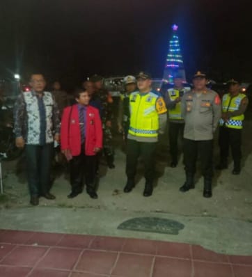 KAPOLRES PALAS AKBP INDRA YANITRA IRAWAN S.IK,M.Si BERSAMA DENGAN PARA PJU  PENGECEKAN GEREJA PERAYAAN MALAM NATAL