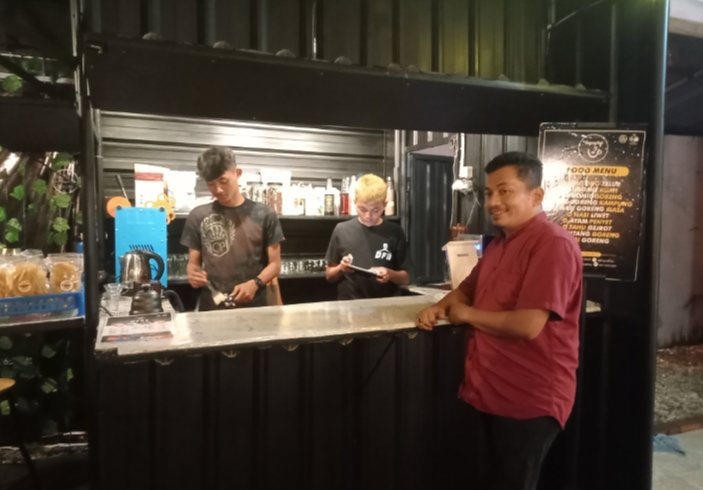 Bingung Kopi, Cafenya Tongkrongan Anak Muda Hadir di Jalan Seto 58 Medan