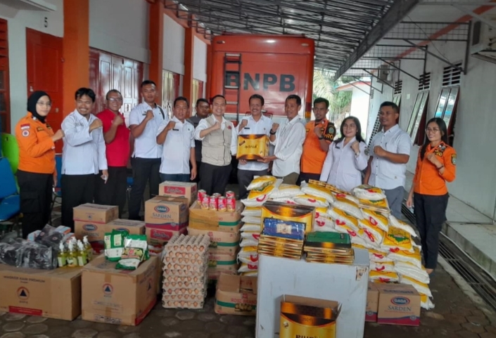 Edy Rahmayadi Bantu Korban Banjir Tebingtinggi