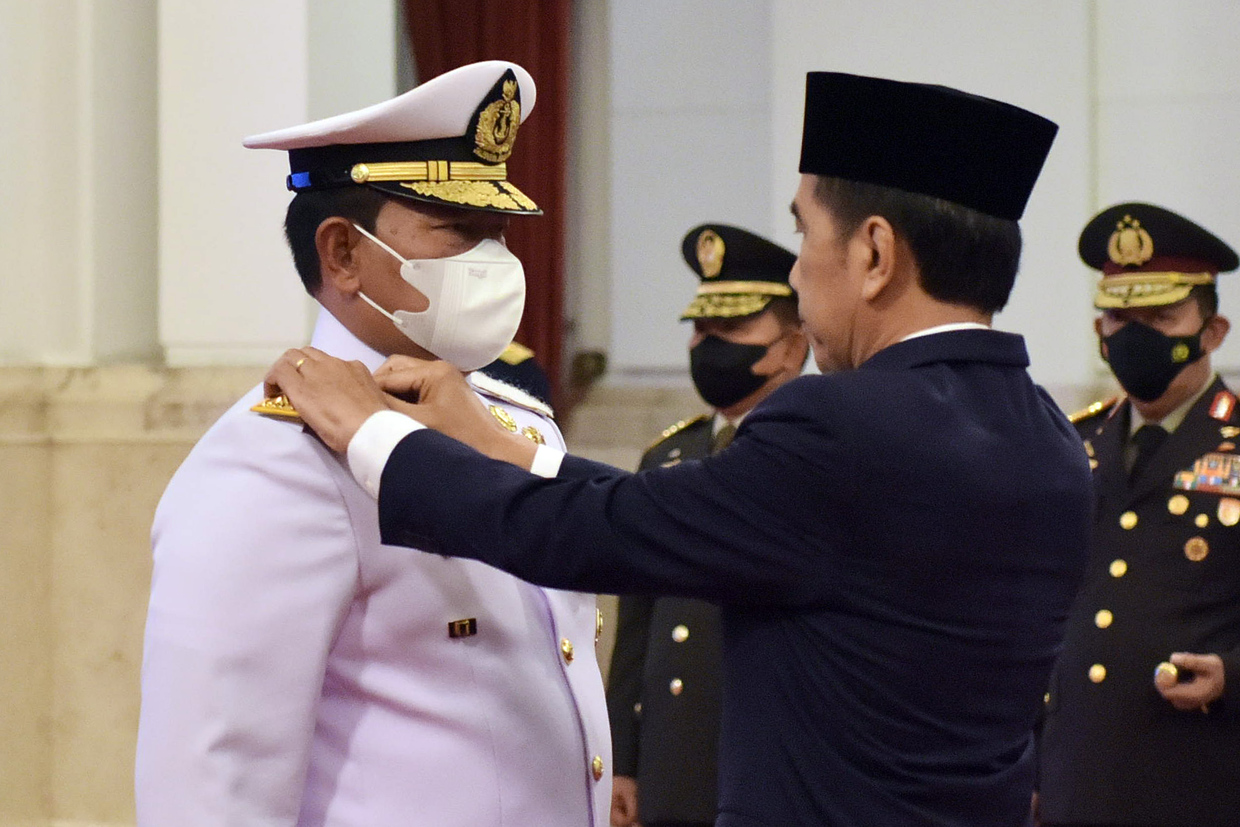 Jokowi Lantik Panglima TNI Yudo Margono Gantikan Andika