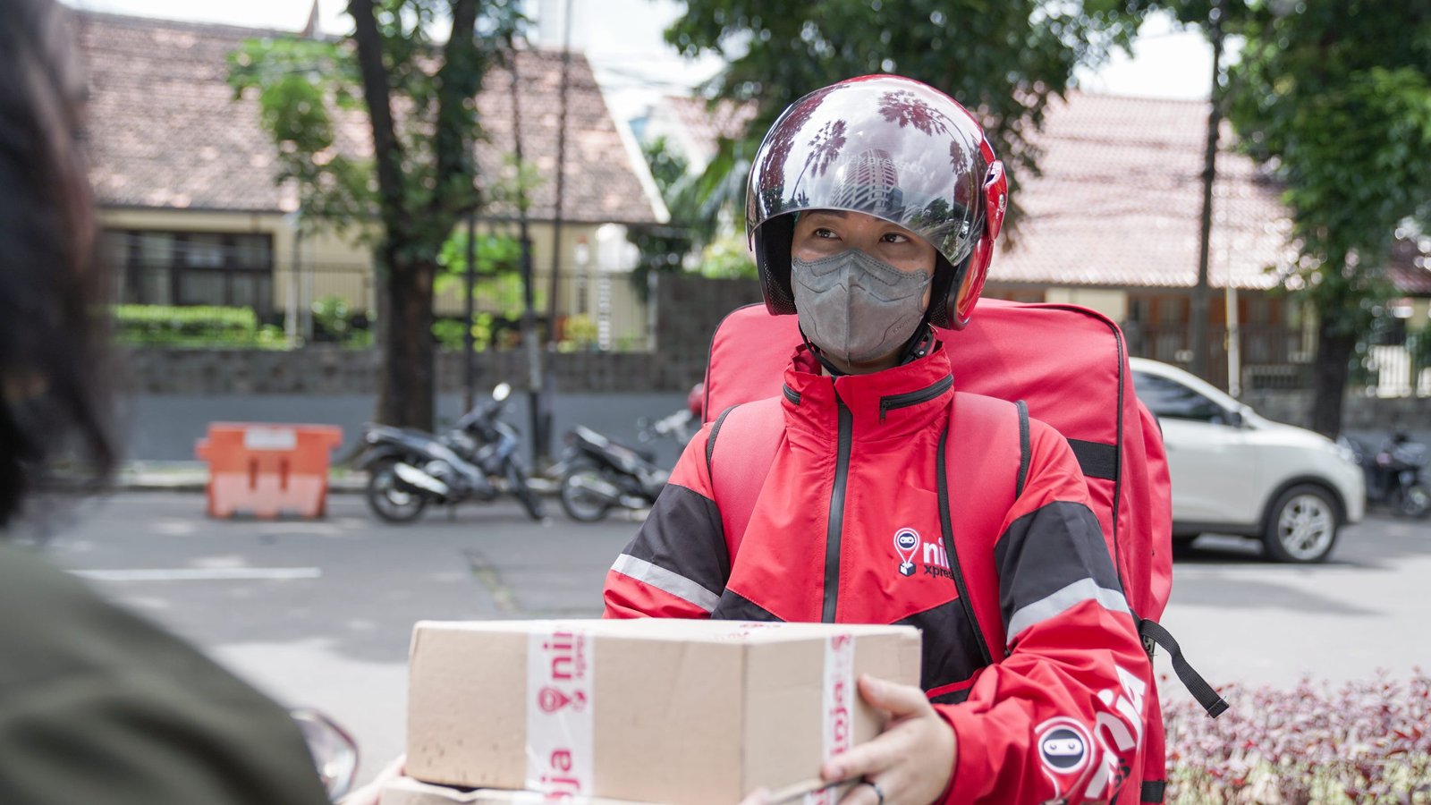 Memperingati Hari Ibu, Rider Ninja Xpress Berbagi Cerita tentang Perempuan Berdaya