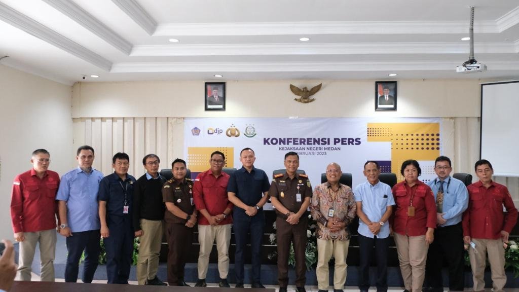 DJP Serahkan Tersangka Beserta Barang Bukti Penggelapan Pajak