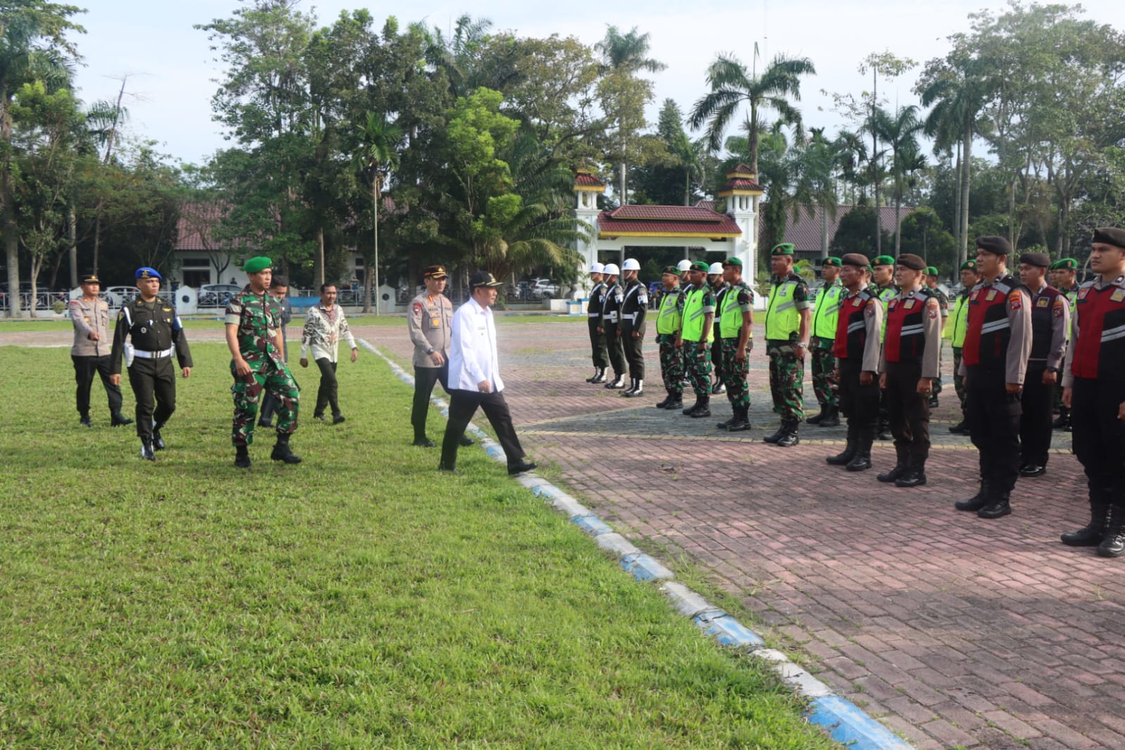 Polresta DS Bersama TNI dan Pemkab Apel Gelar Pasukan Penanganan Premanisme Dan Geng Motor