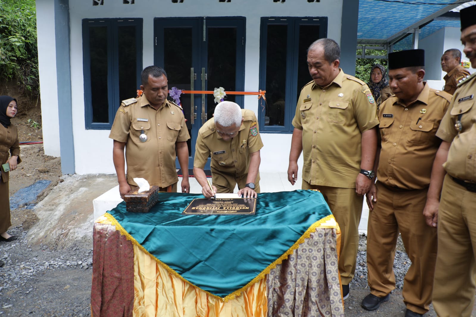 Bupati Dan Wakil Bupati Asahan Resmikan Berbagai Fasilitas Di Air Terjun Ponot