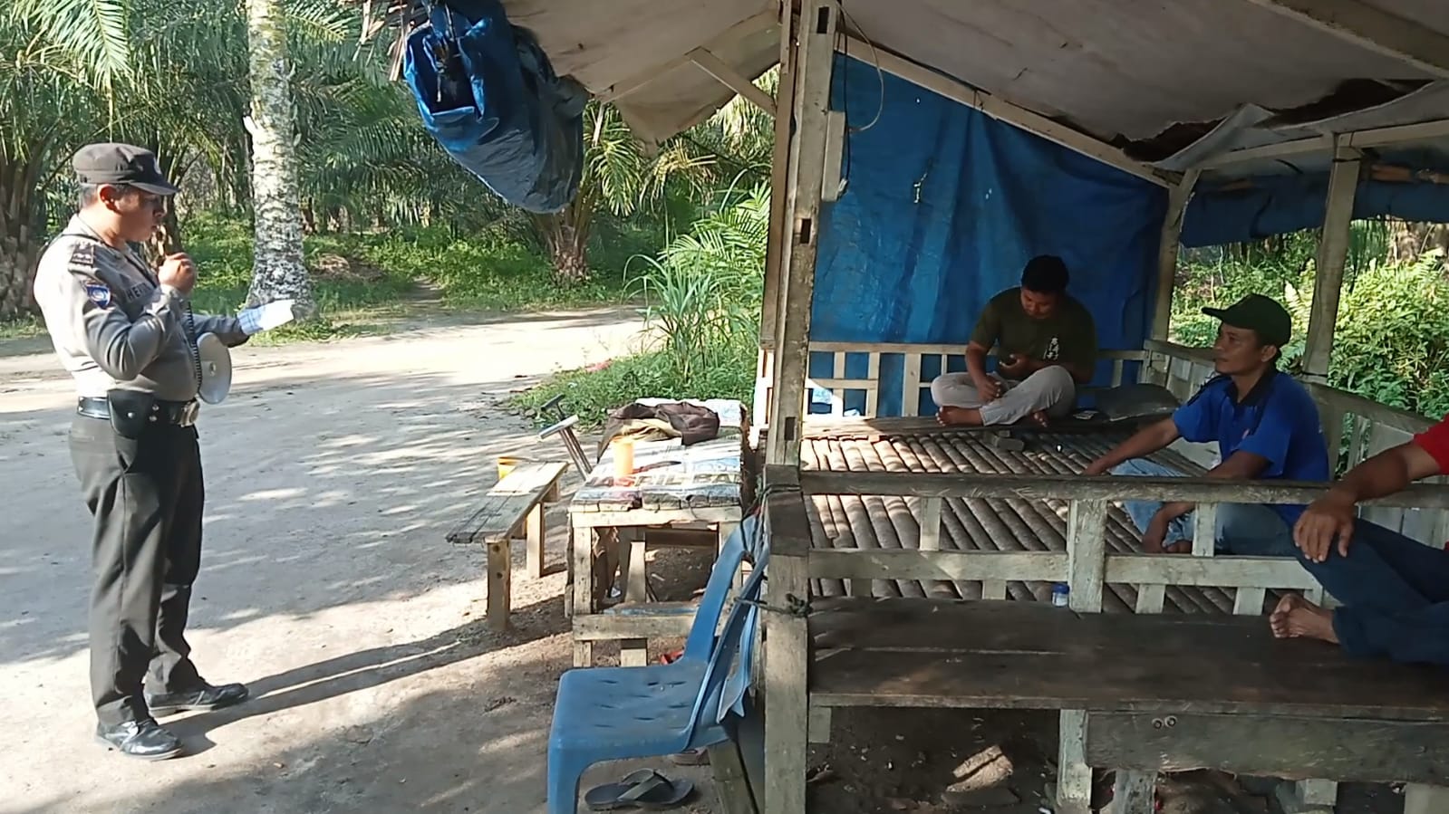 Dua Personil Bhabinkamtibmas Polsek Pulau Raja Ikut Mensukseskan Event Internasional F1H20