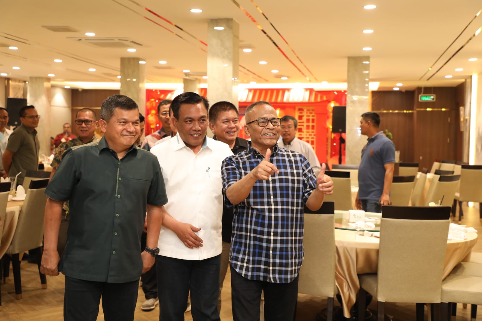 Kapolda Sumut Terima Penghargaan Tokoh Peduli Wartawan