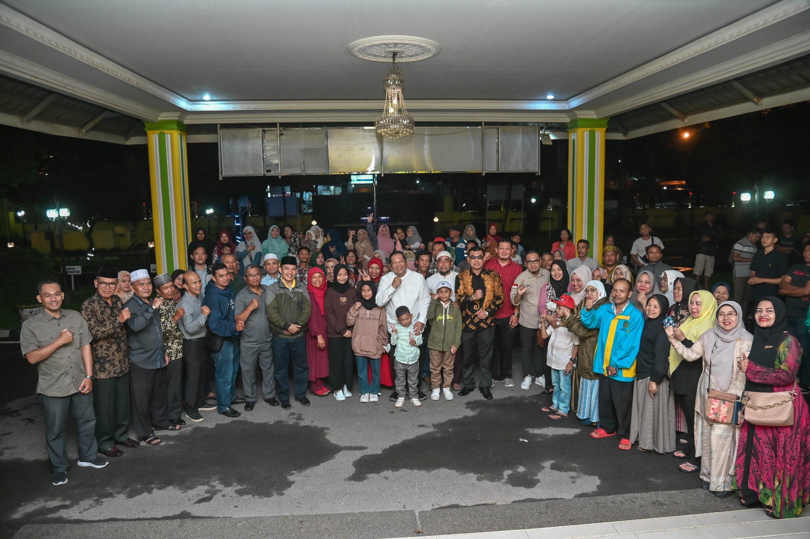 Walikota Padang Sidempuan Irsan Efendi Nasution Melepas Kontingen Terbaik, Ikuti lomba Festival Tunas Bahasa Ibu di tingkat Nasional