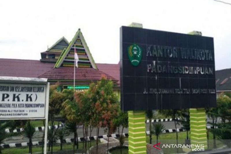 Honorer Pemkot P. Sidempuan Bergembira Gaji Naik, Terima Kasih Pak WalikotaÂ 