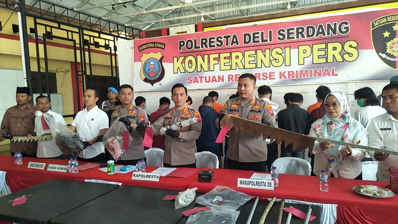 Tawuran Remaja di Dalu X-A, Berujung Maut 5 Remaja Diduga Pelaku Diamankan Polresta Deliserdang.