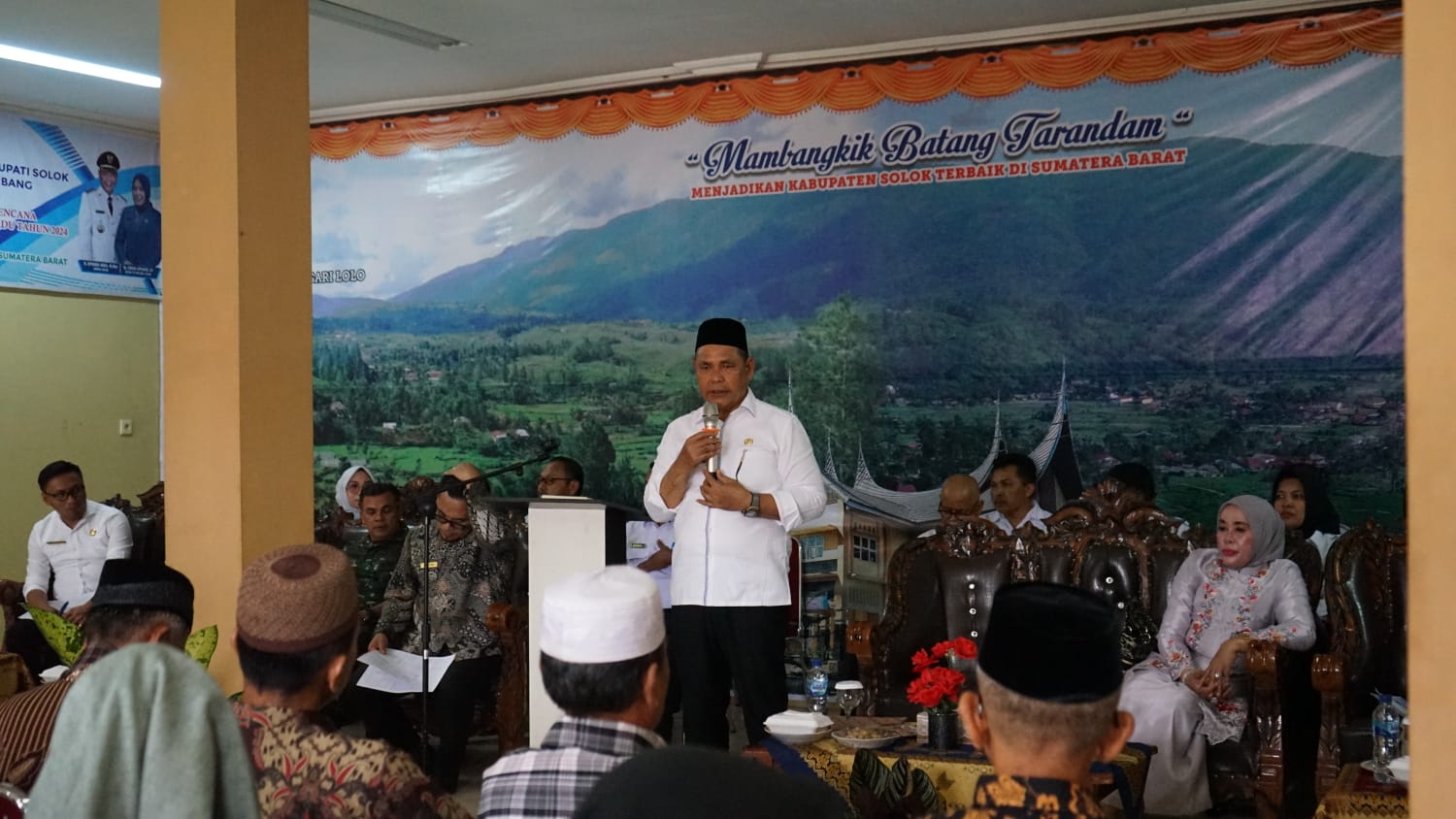 Bupati Solok Epyardi Asda membuka Musrenbang tingkat kecamatan Pantai Cermin