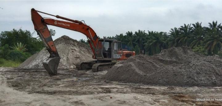 Diduga Tambang Pasir Ilegal Gunakan Alat Berat Di Desa Pulau Tagor Kabupaten Serdang Bedagai Bebas Beroperasi