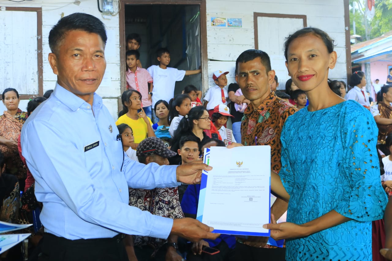 BUNGA DESA HOLBUNG, Wabup Martua Sitanggang: Saya Bersemangat Bertemu dengan Masyarakat