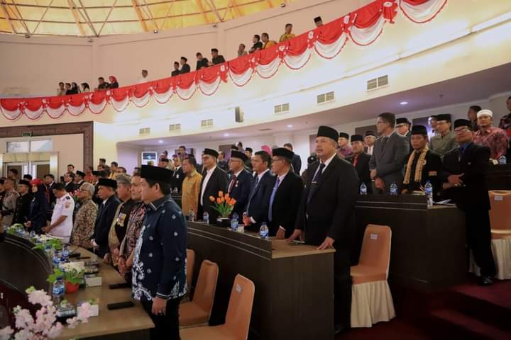 Walikota Solok H. Zul Elfian Umar, hadiri Sidang Paripurna Istimewa dalam rangka puncak Hari Jadi Kabupaten Sijunjung ke-74