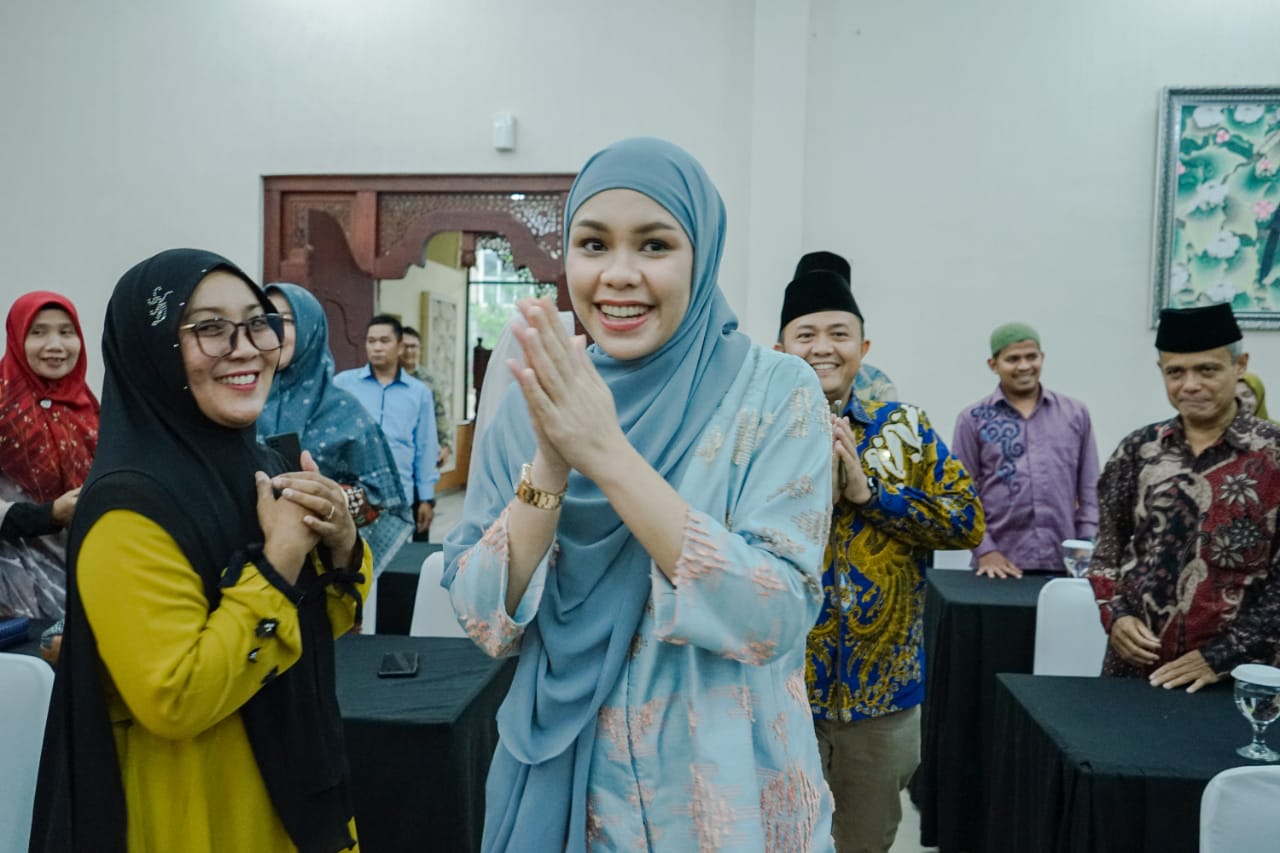 KENAIKAN BIAYA CALON JEMAAH HAJI, ATHARI ANGGOTA DPR RI ANGKAT BICARA