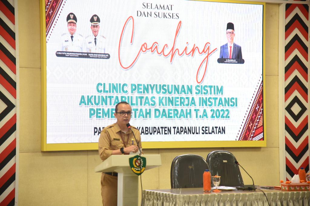 Buka Coaching Clinic Penyusunan SAKIP, Bupati Harap Beri Kemajuan Atas Pelaporan Kinerja Pemkab Tapsel