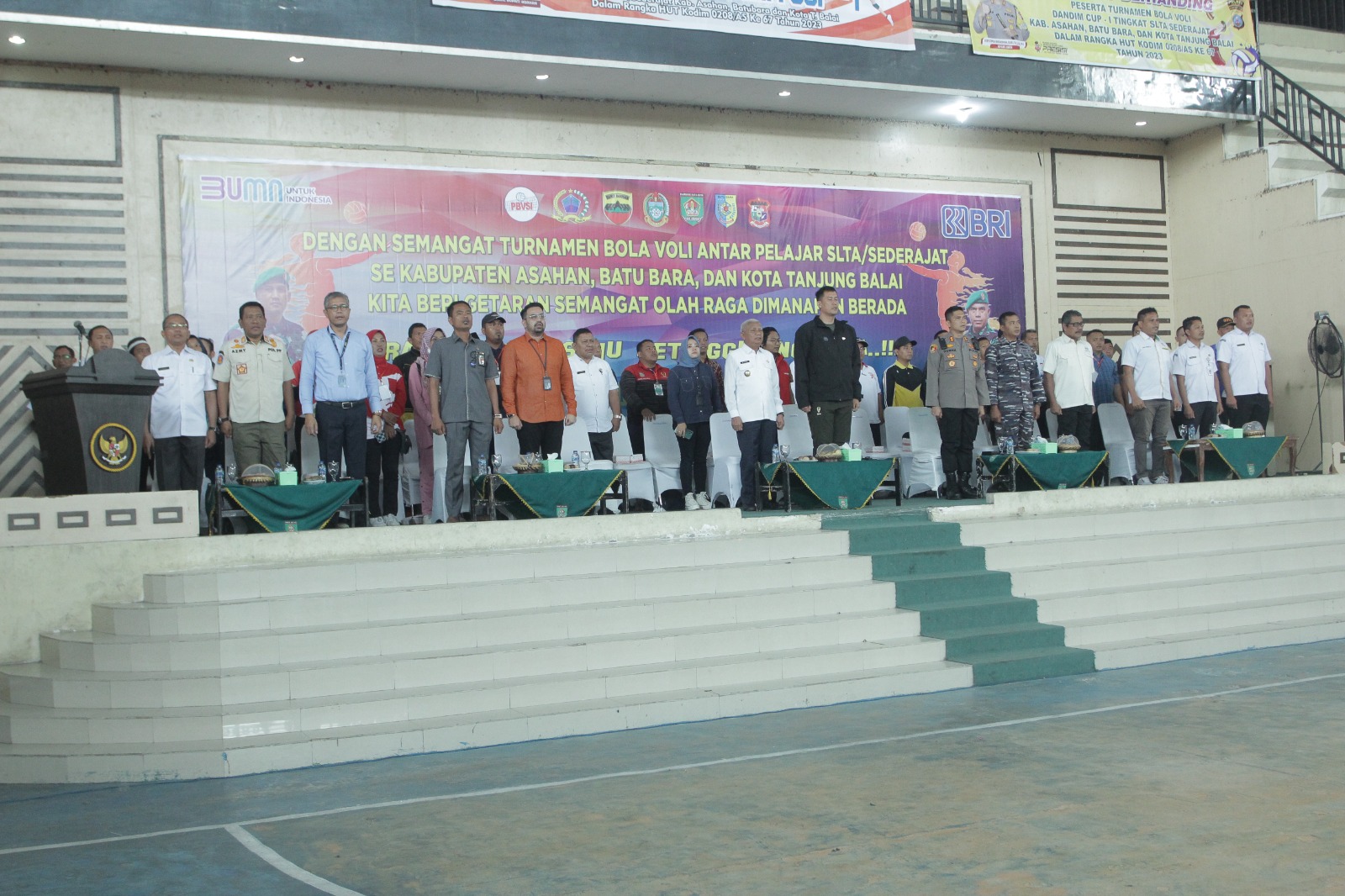 Bupati Asahan Ikuti Pembukaan Turnament Bola Volly Dandim Cup I