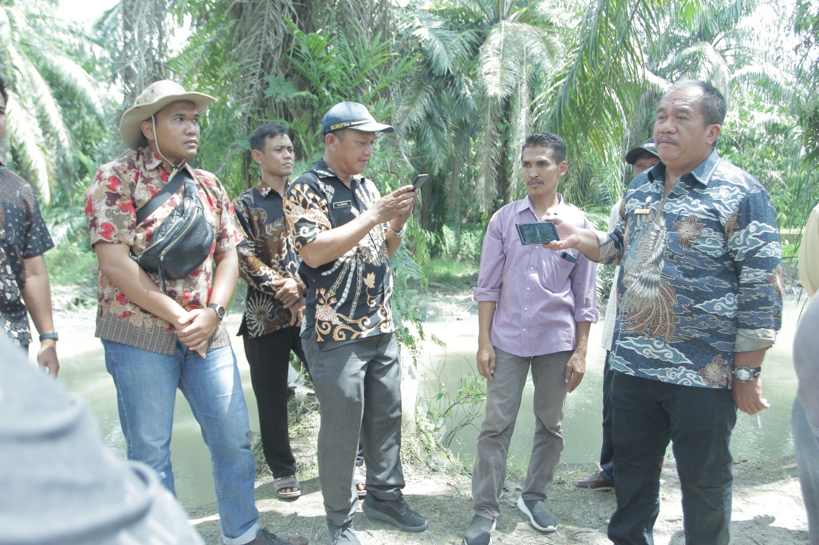 Wakil Bupati Asahan Tinjau Kondisi Bantaran Sungai Liga Asahan