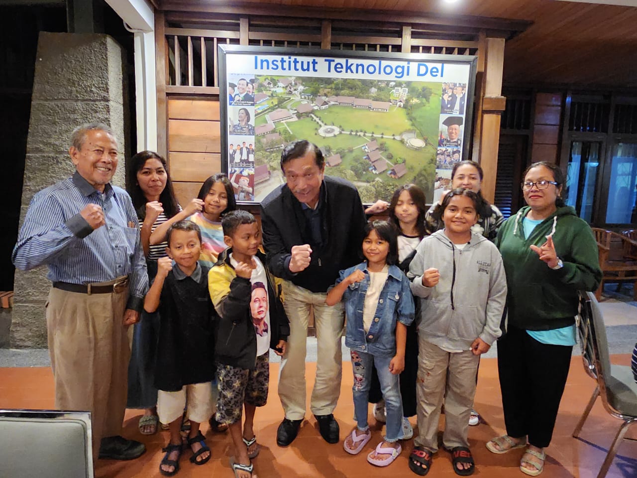 Teguh Siswa Asal Tapsel dan Lima Anak Lainnya di Panggil Menko Marves, Ada Apa ?