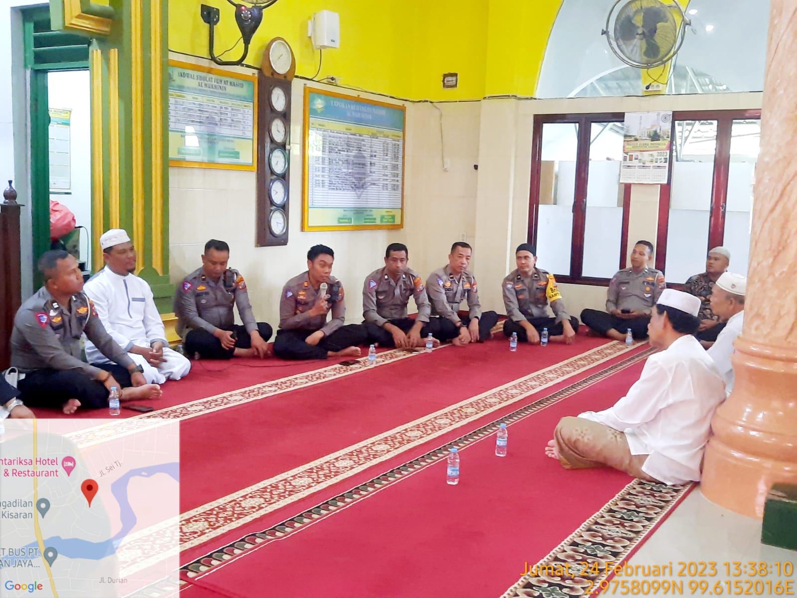 Kasat Lantas Jumat Curhat di Masjid Al Mukminin Sei Alim